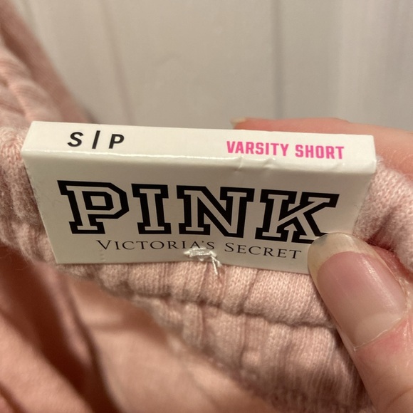 NWT Victoria’s Secret PINK Blush Pink Pocket Varsity Shorts - Picture 16 of 16